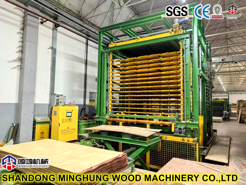 China Automatische Sperrholz Hot Press