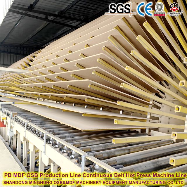 PB MDF OSB Produktionslinie kontinuierliche Hot Press Machine Linie