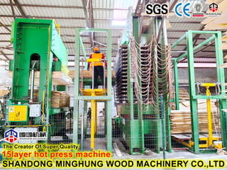 Vierwalzen-Präzisionsleimverteiler-Sperrholzproduktionslinie 