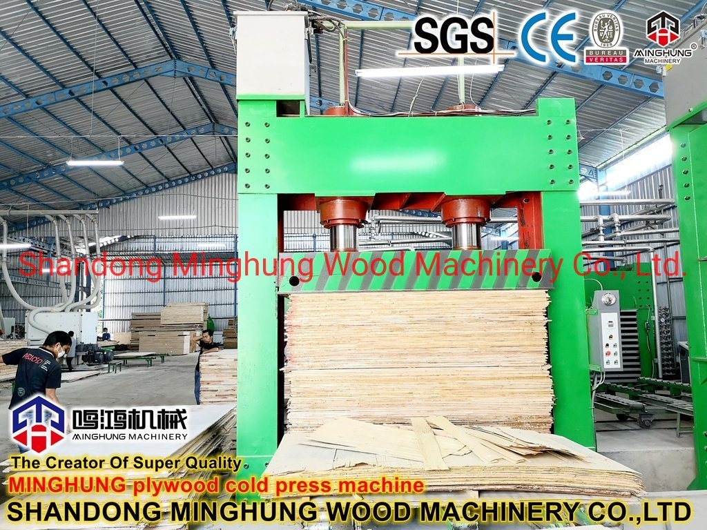Kaltpressmaschine für Sperrholzkernfurniere für die Holzplattenindustrie