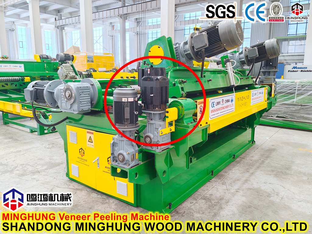 Furnierschäldrehmaschine