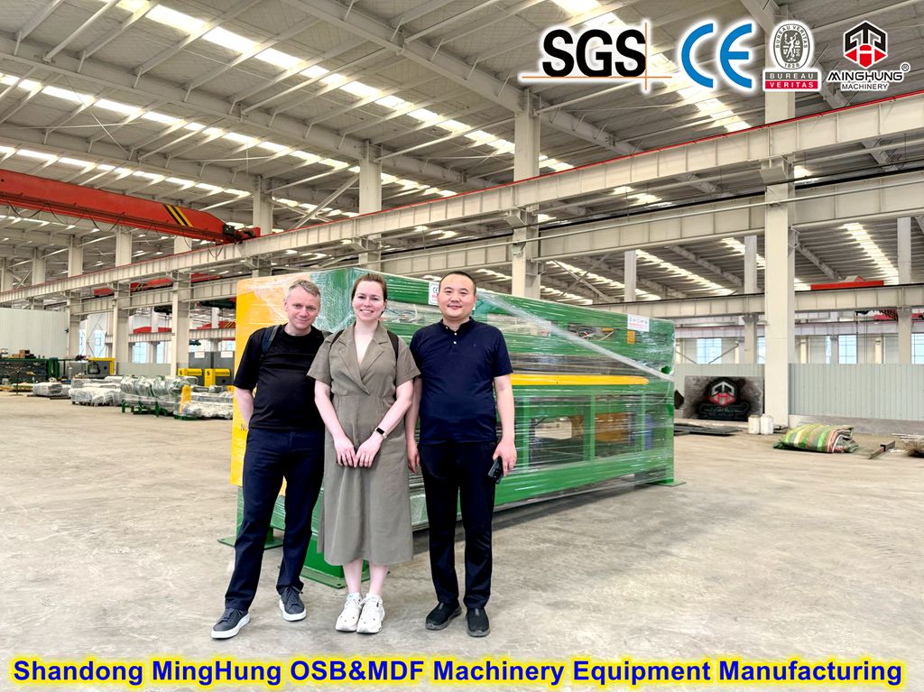 MINGHUNG Sperrholzwerkstatt
