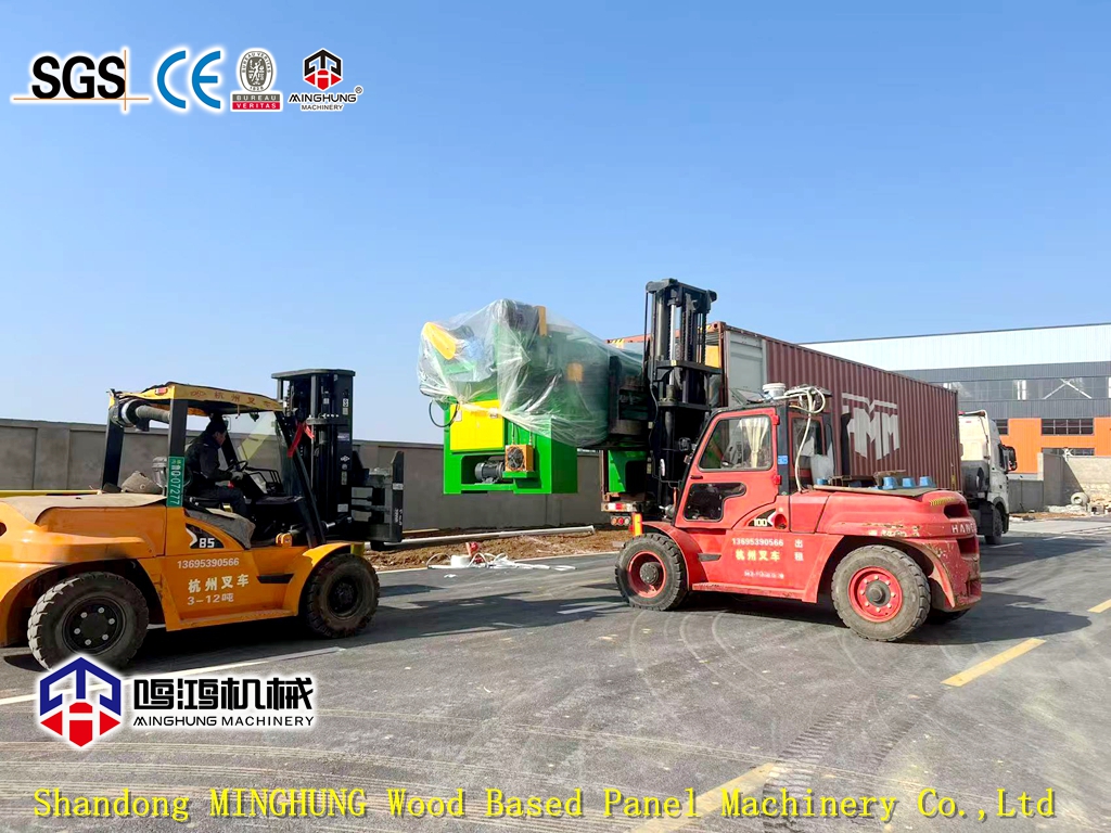 Minghung-Rundholz-Entrindungsmaschine zum Laden (2)