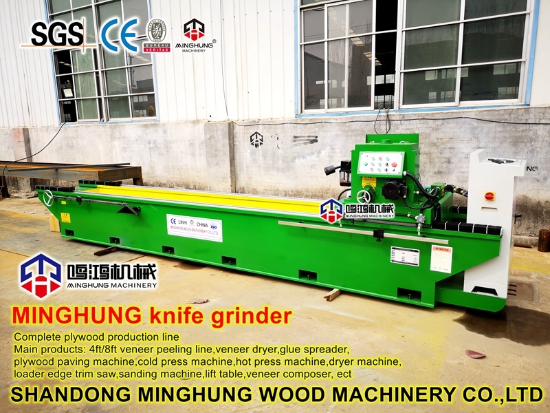 Magnetische Messerschleifmaschine in der Holzfurnierfabrik