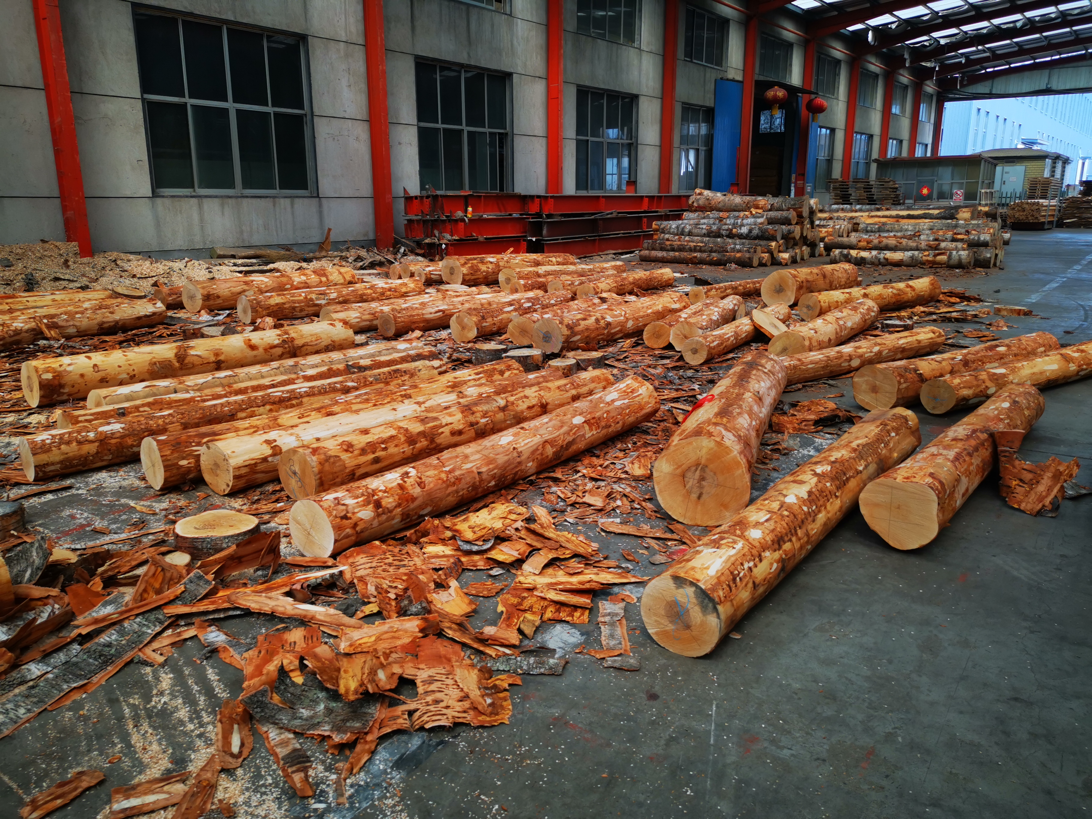 China Minghung Plywood Machinery Holzschneidemaschinen