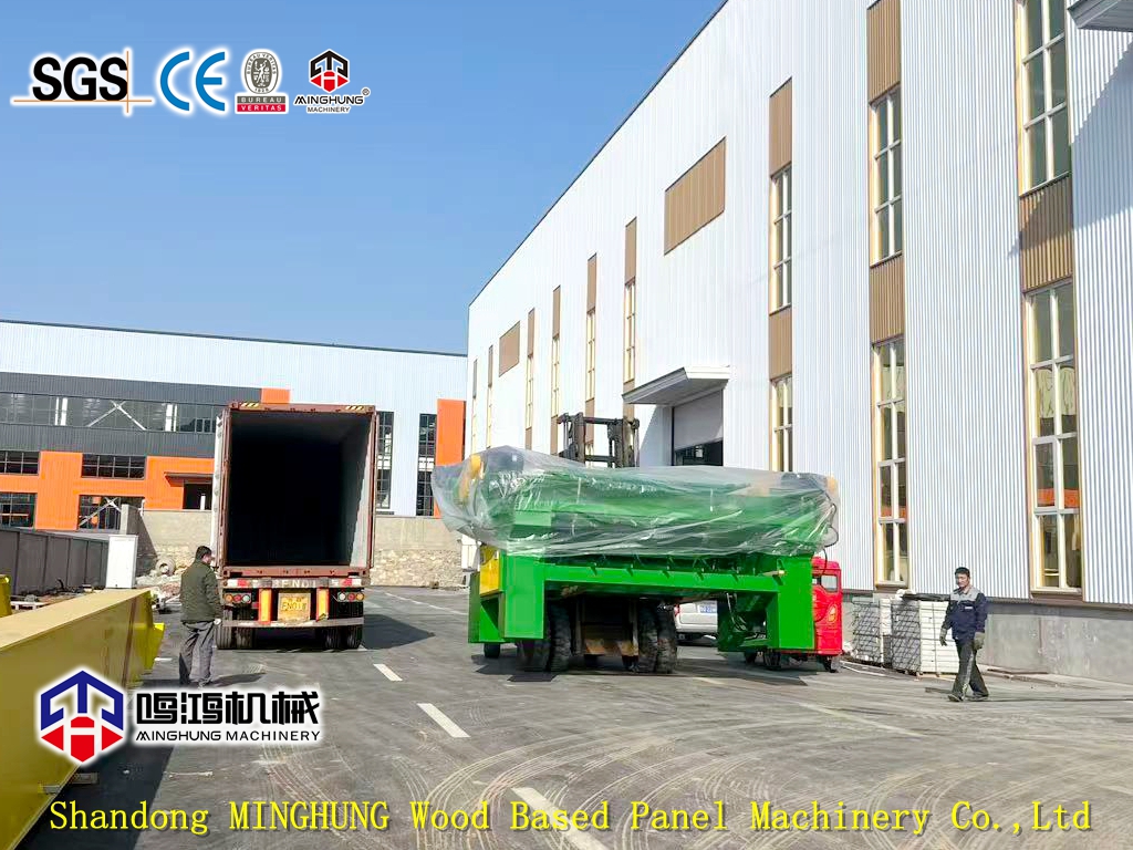 Minghung-Rundholz-Entrindungsmaschine zum Laden (1)