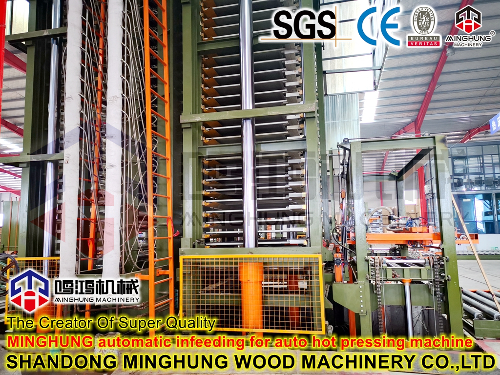 Holzbearbeitungsmaschinen / Sperrholzmaschine / Heißpresse