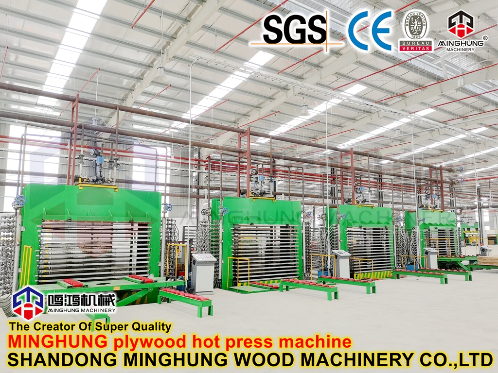 Holzbearbeitungsmaschinen-Heißpresse für die Sperrholzherstellung