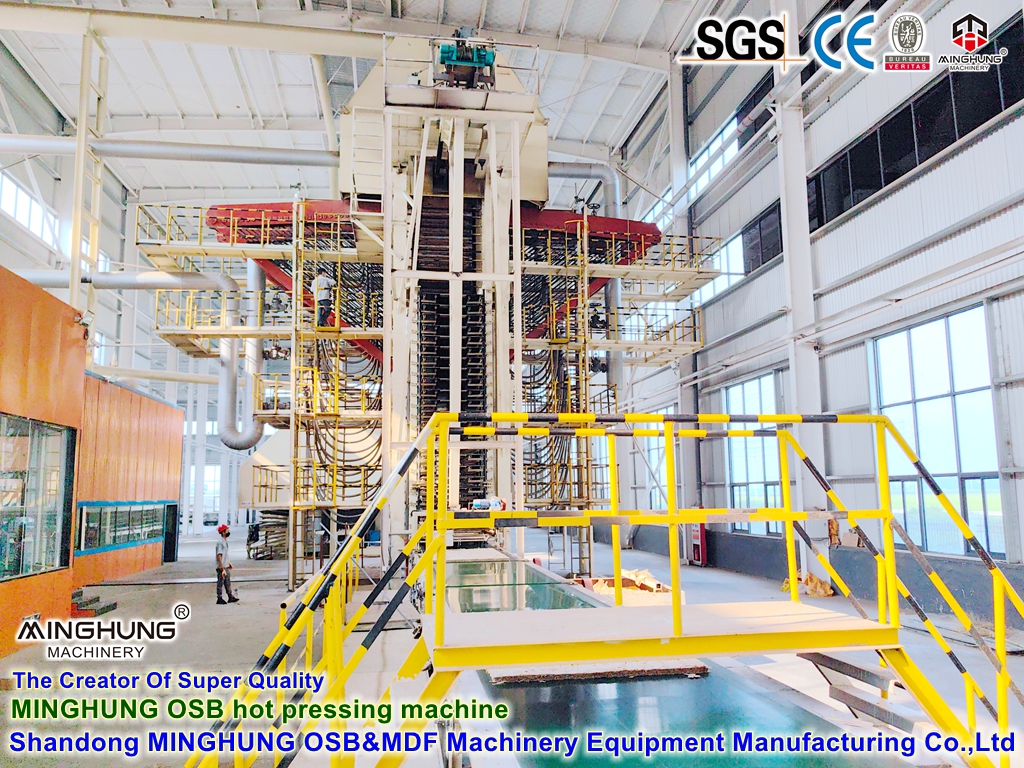 OSB-Hei&szlig;pressmaschine f&uuml;r die OSB-Herstellung