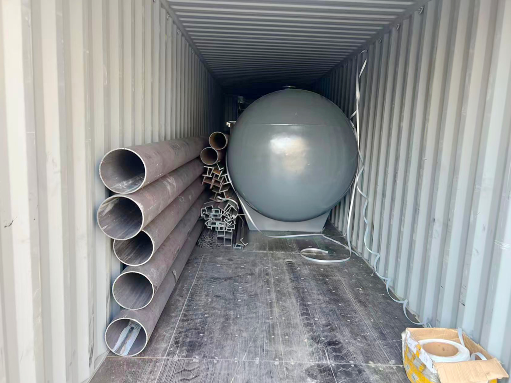 Lieferung von Sperrholzmaschinen (4) 