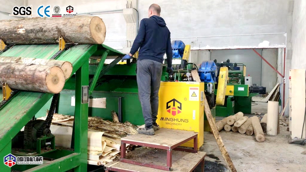 Russische Birkenschälmaschine für Sperrholzfurnier