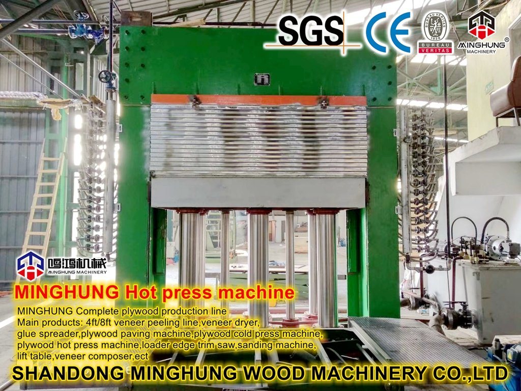 Heißpressmaschine für Sperrholz-Holzbearbeitungsmaschine