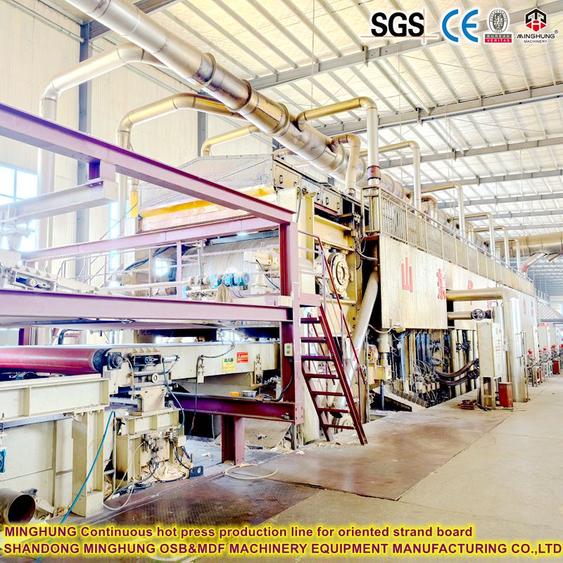 Energieeffiziente Leistungseinsparung OSB Continuous Press Machine 